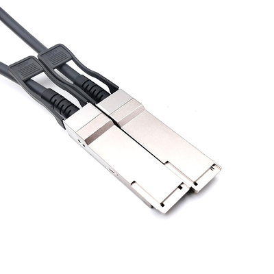 QSFP+ケーブルとPVCジャケット